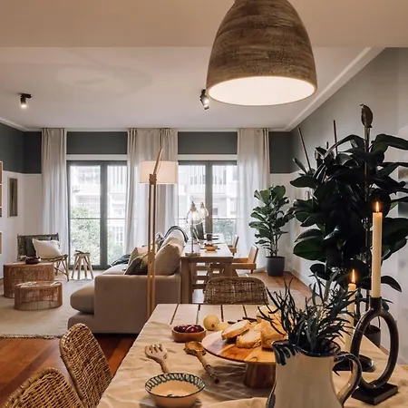 Galera - 2 Bedrooms, Pool And Gym In Lapa Lisbona